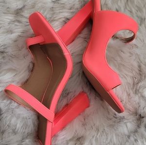 NWOT ASOS Mule square toe shoes